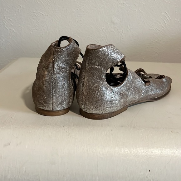 Silver metallic sandals - never worn - Picture 4 of 6